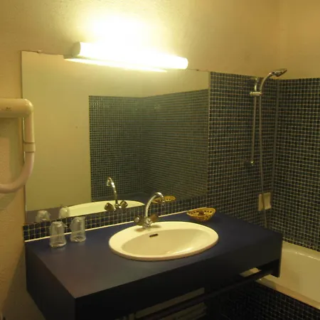 Hotel Des 3 Marchands Nantes