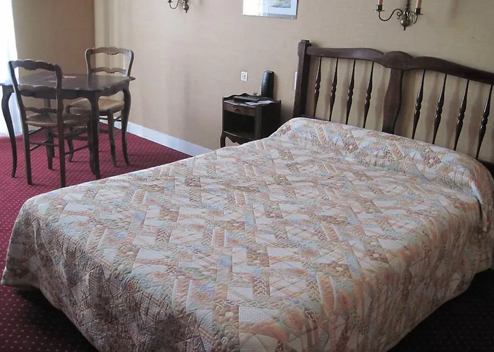 Des 3 Marchands Hotel