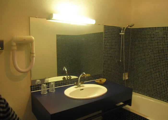 Hotel Des 3 Marchands Nantes