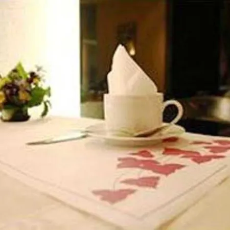 Hotel Des 3 Marchands Nantes