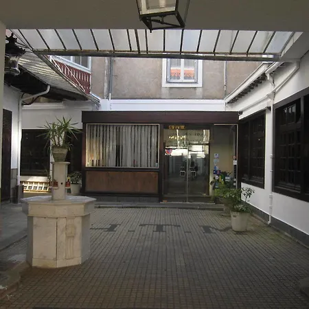 Des 3 Marchands Hotel 3*