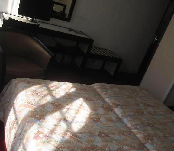 Des 3 Marchands 호텔 낭트